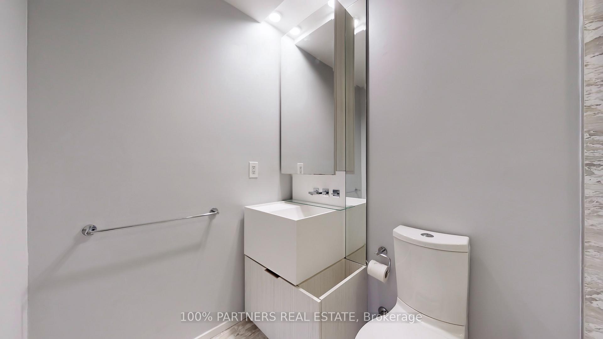 Photo 11 of Unit 6206, 1 Bloor Street E, Toronto, Church-Yonge Corridor — HOMEH