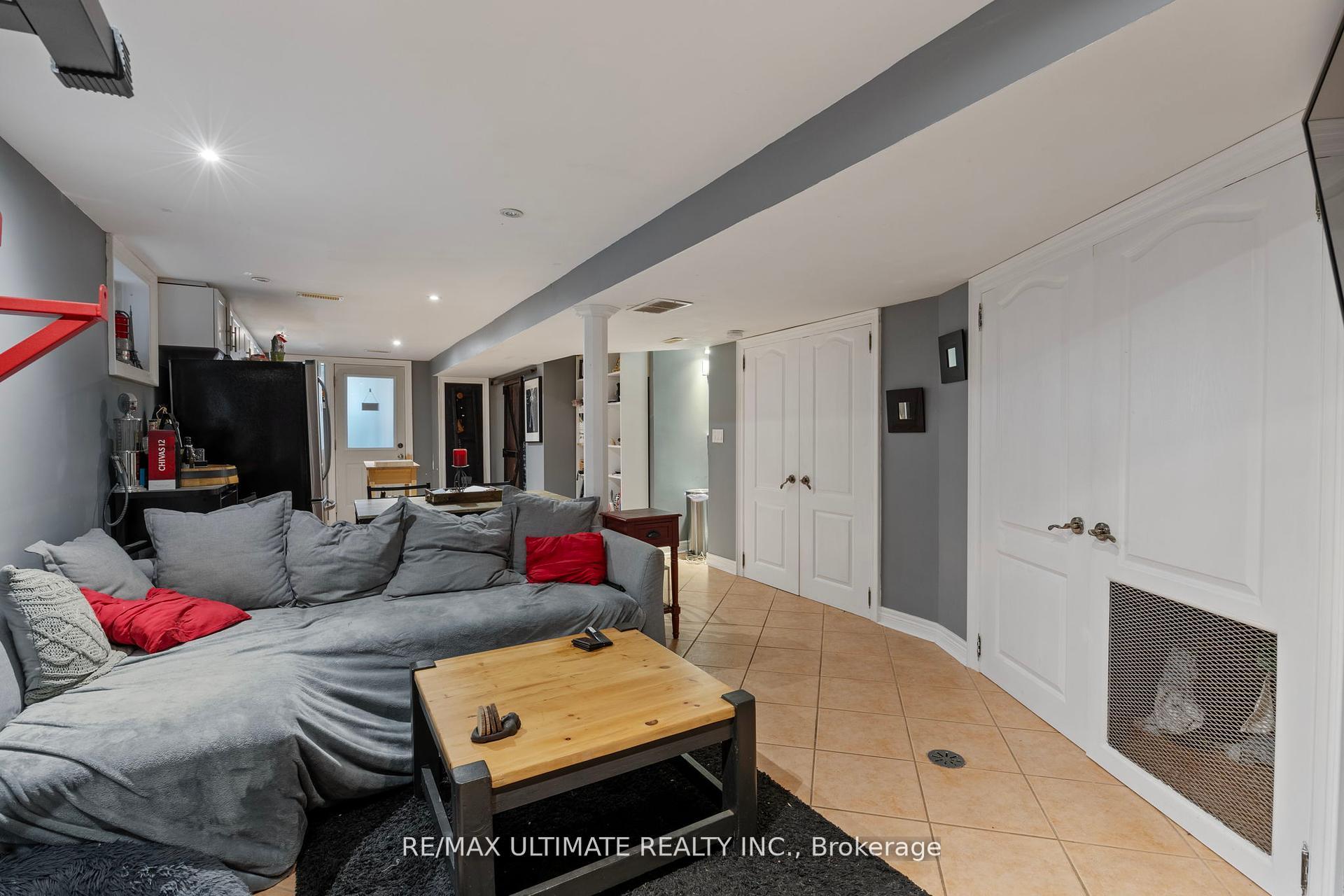 Photo 36 of 23 Seneca Avenue, Toronto, Rockcliffe-Smythe — HOMEH