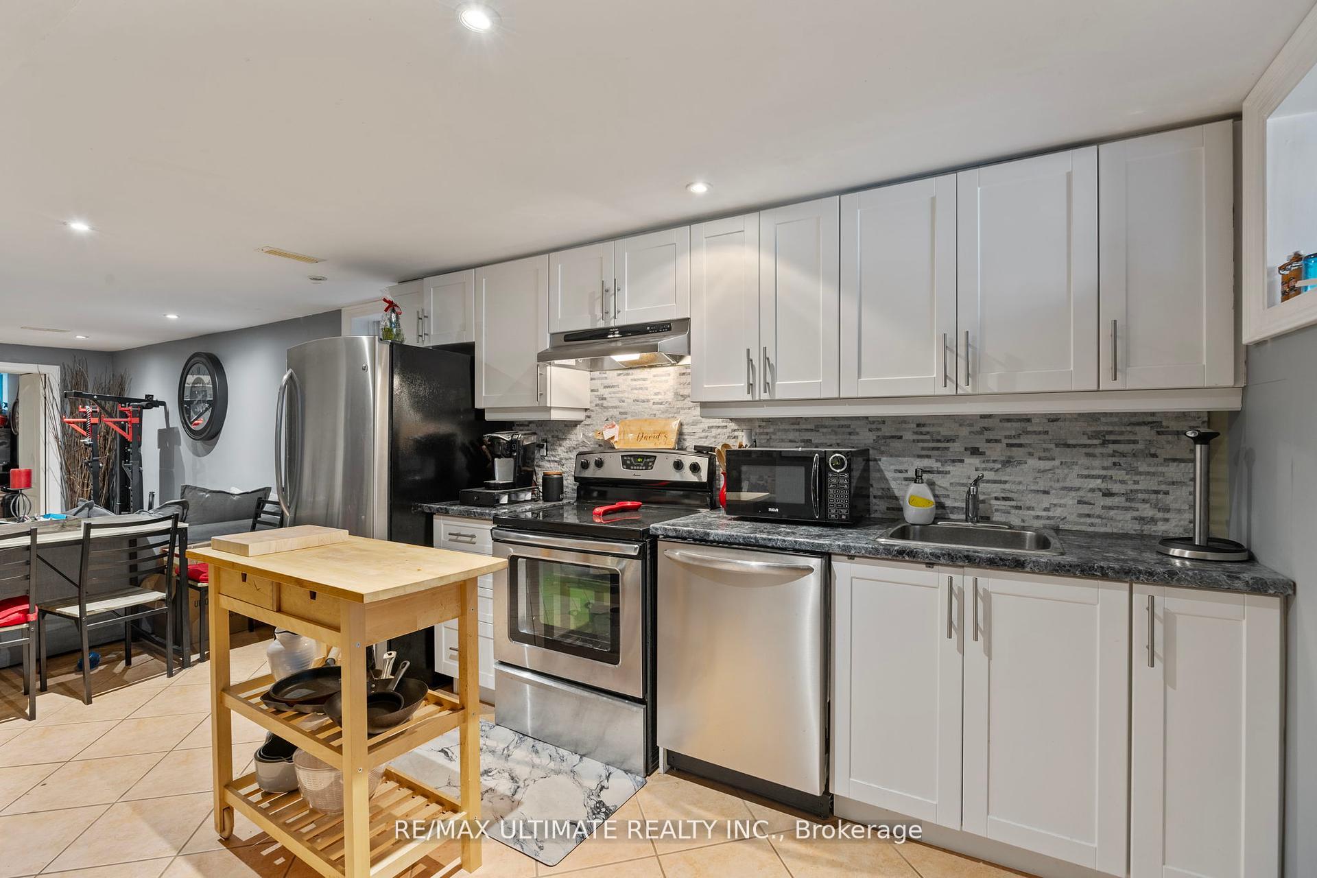 Photo 38 of 23 Seneca Avenue, Toronto, Rockcliffe-Smythe — HOMEH
