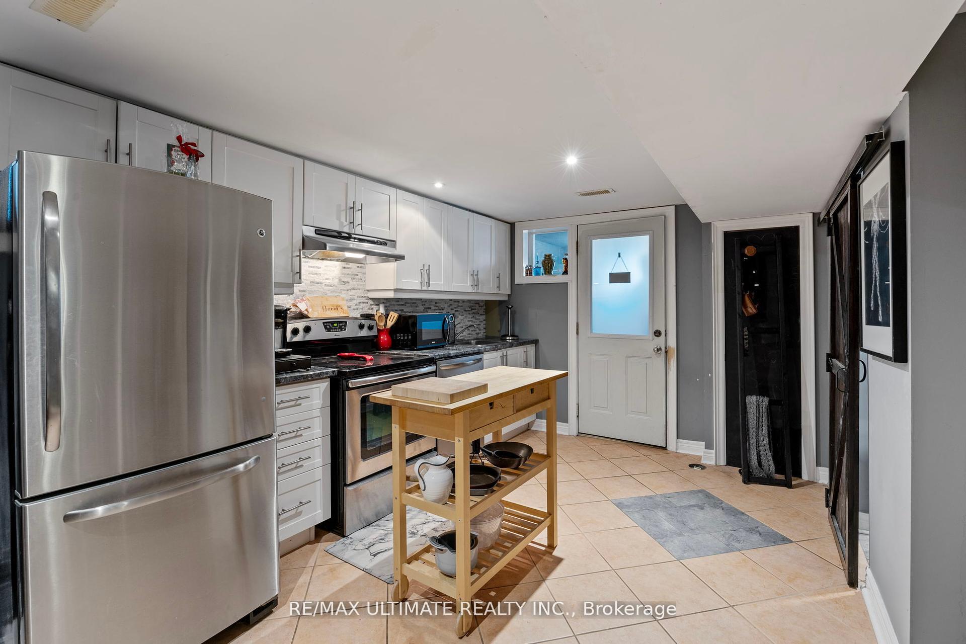 Photo 40 of 23 Seneca Avenue, Toronto, Rockcliffe-Smythe — HOMEH