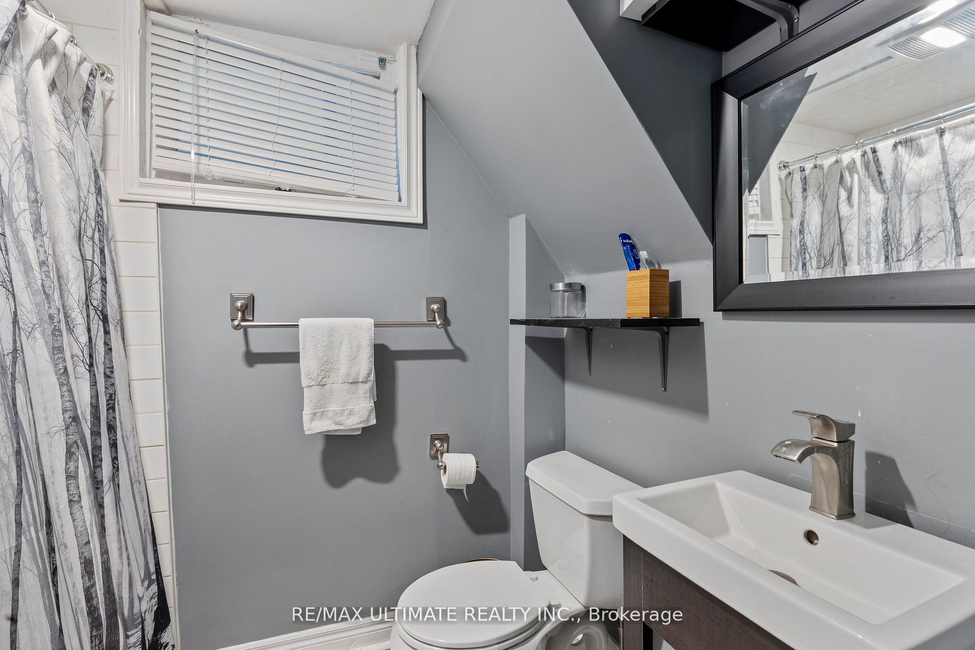 Photo 41 of 23 Seneca Avenue, Toronto, Rockcliffe-Smythe — HOMEH