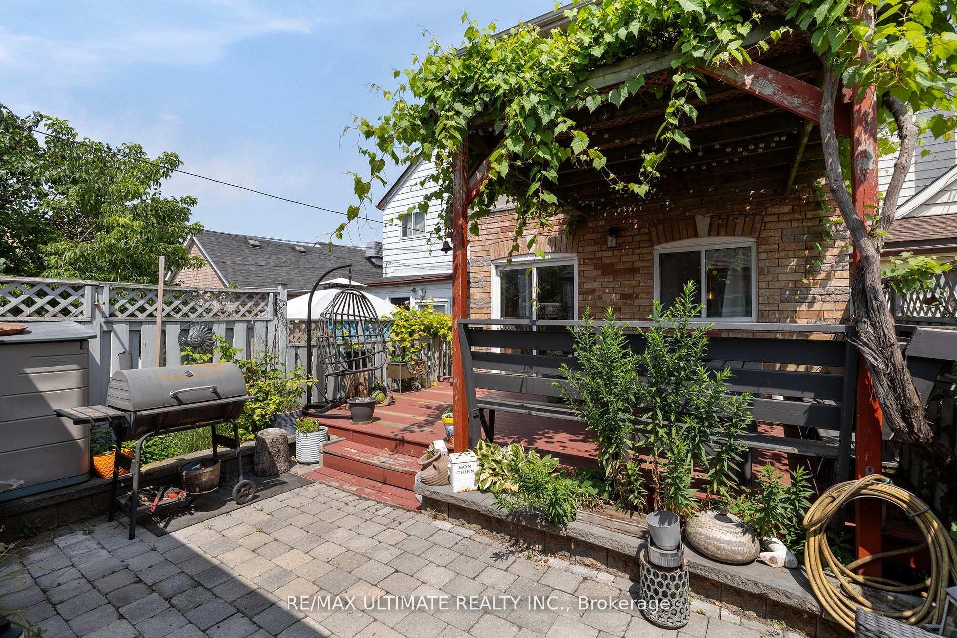 Photo 43 of 23 Seneca Avenue, Toronto, Rockcliffe-Smythe — HOMEH