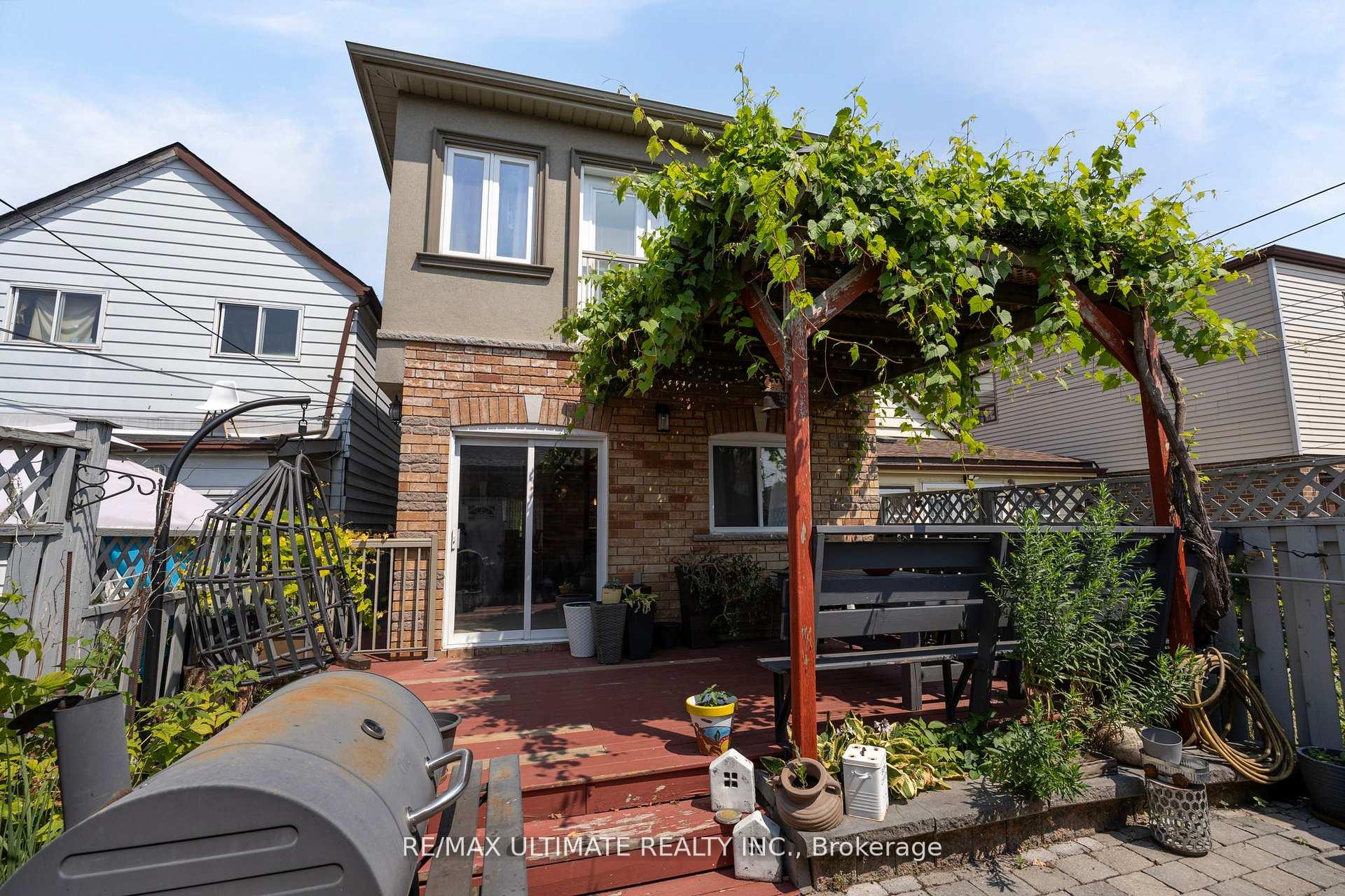 Photo 45 of 23 Seneca Avenue, Toronto, Rockcliffe-Smythe — HOMEH