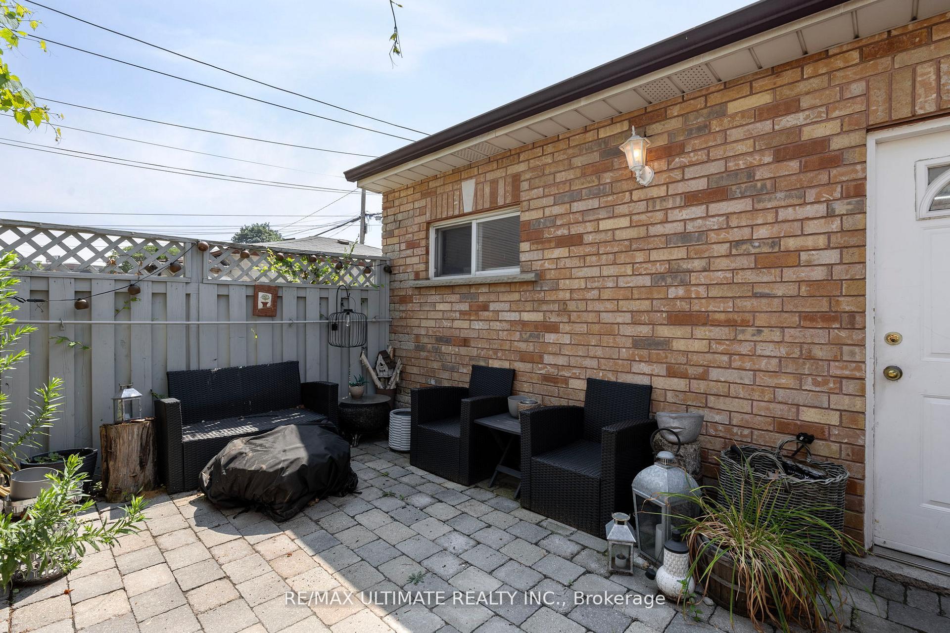 Photo 46 of 23 Seneca Avenue, Toronto, Rockcliffe-Smythe — HOMEH