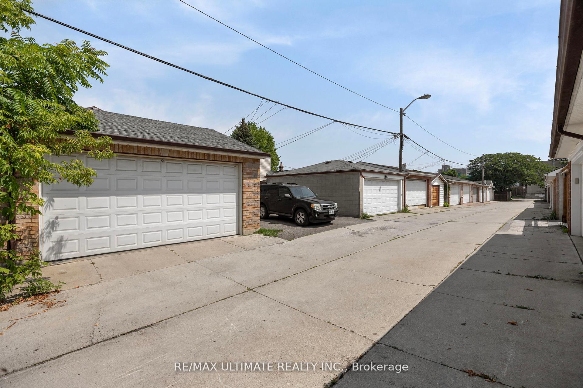 Photo 47 of 23 Seneca Avenue, Toronto, Rockcliffe-Smythe — HOMEH