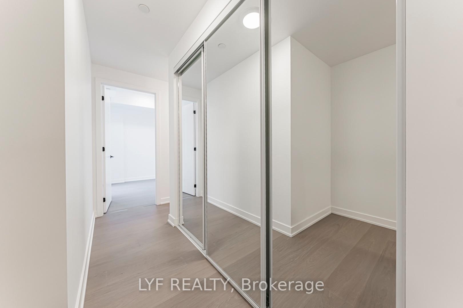 Photo 5 of Unit 826, 91 Montclair Avenue, Toronto, Forest Hill South — HOMEH