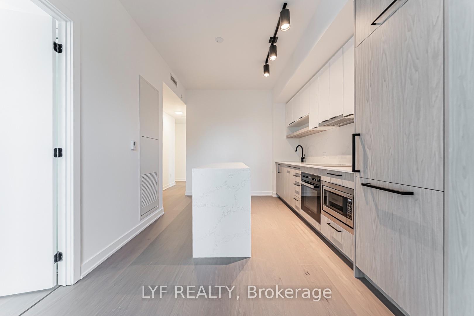 Photo 7 of Unit 826, 91 Montclair Avenue, Toronto, Forest Hill South — HOMEH
