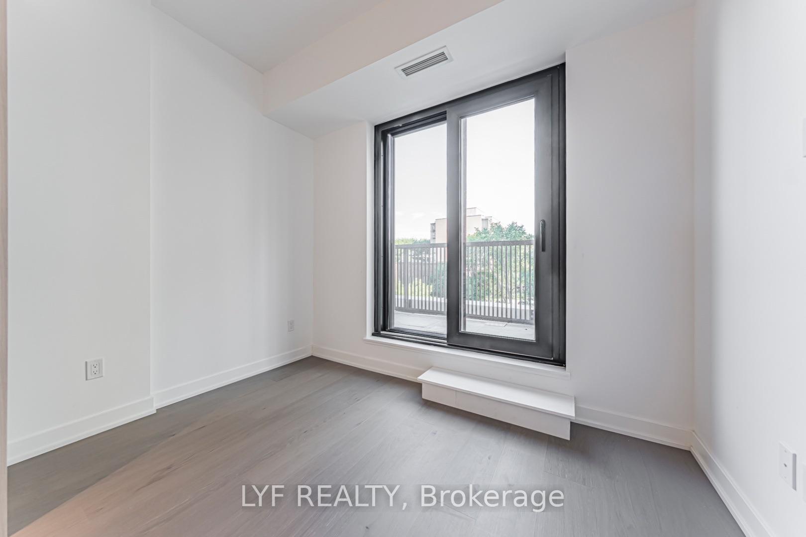 Photo 8 of Unit 826, 91 Montclair Avenue, Toronto, Forest Hill South — HOMEH