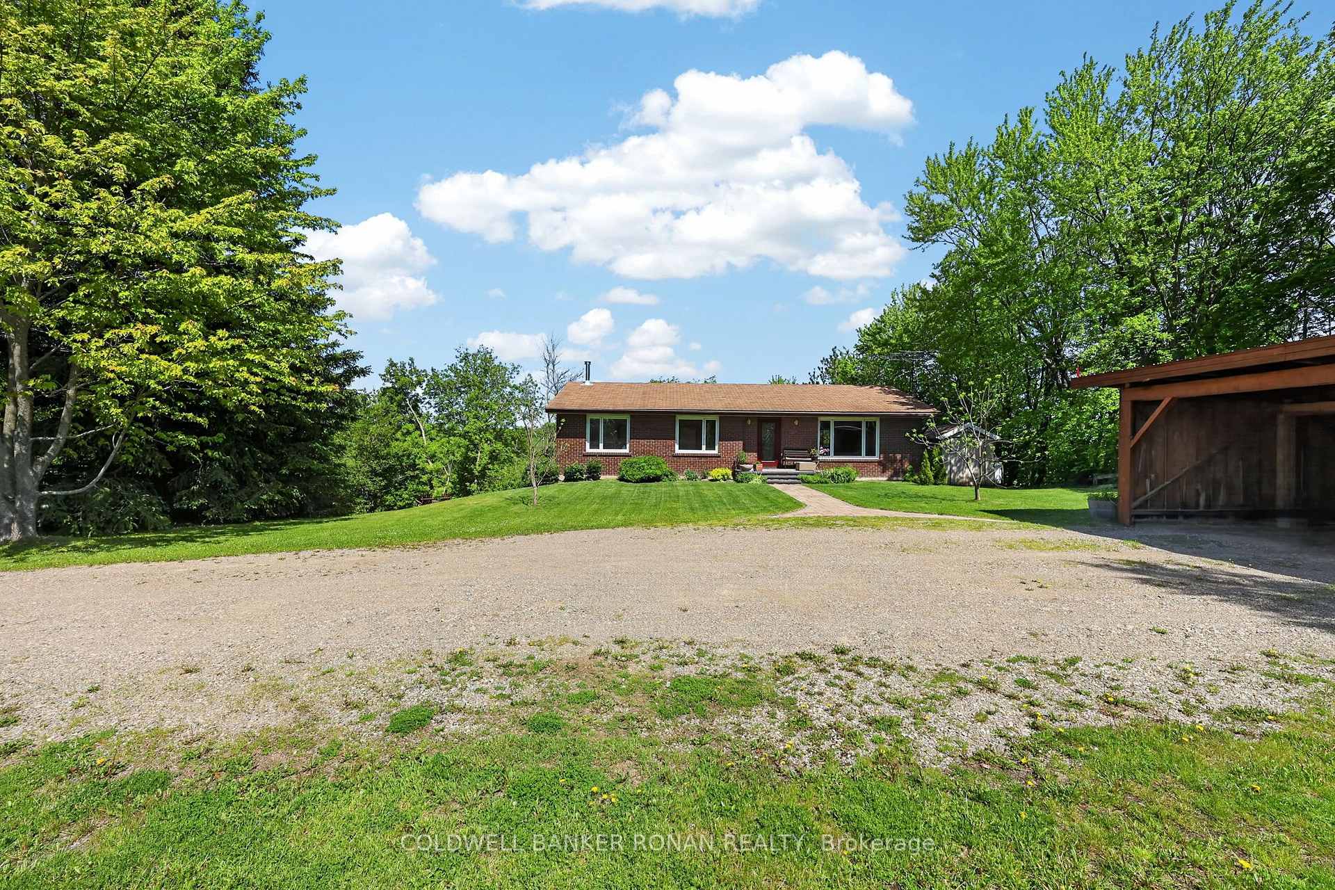 Photo 4 of 6976 2nd Line, New Tecumseth, Rural New Tecumseth — HOMEH