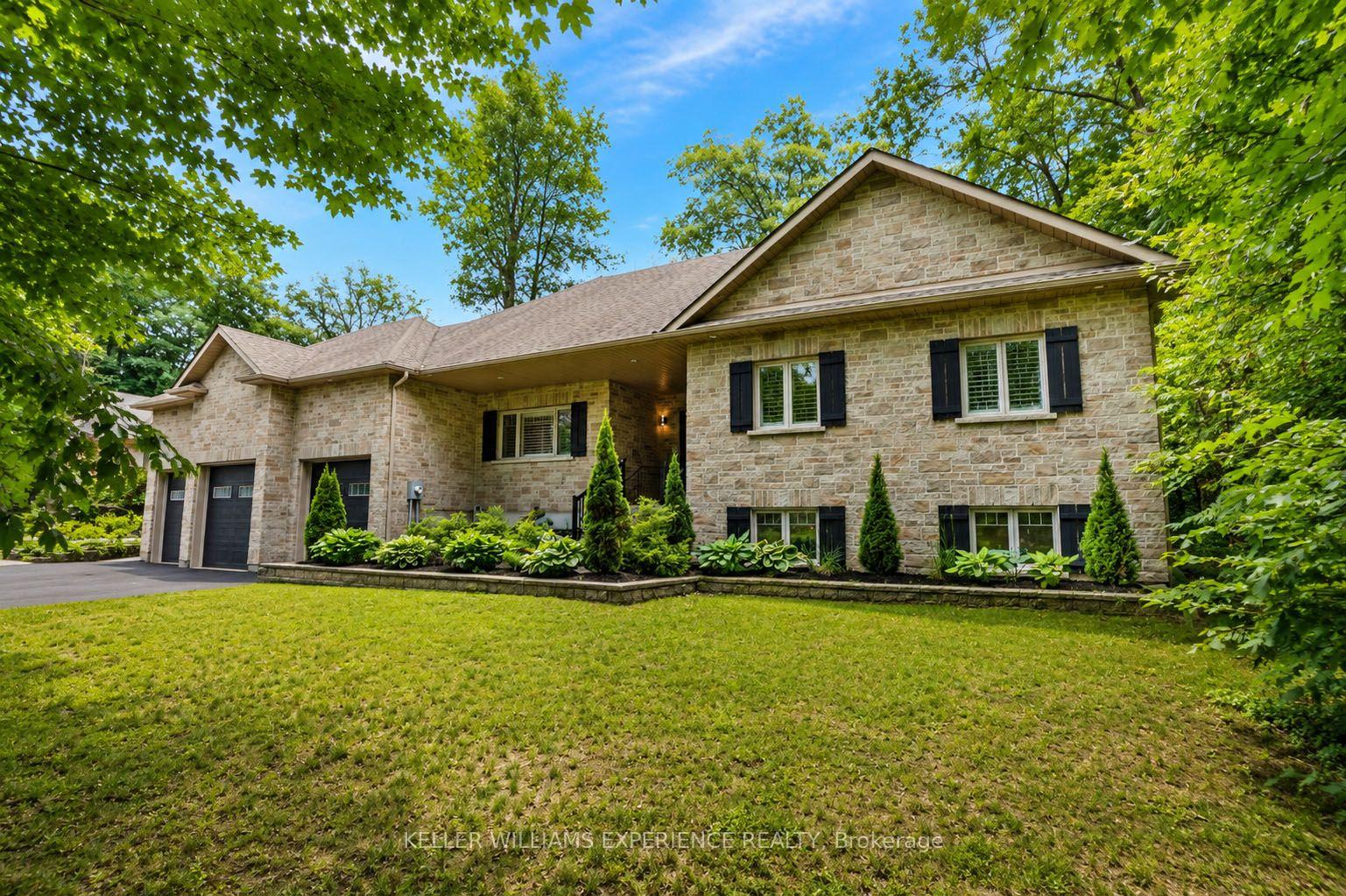 Photo 2 of 41 Heron Boulevard, Springwater, Snow Valley — HOMEH