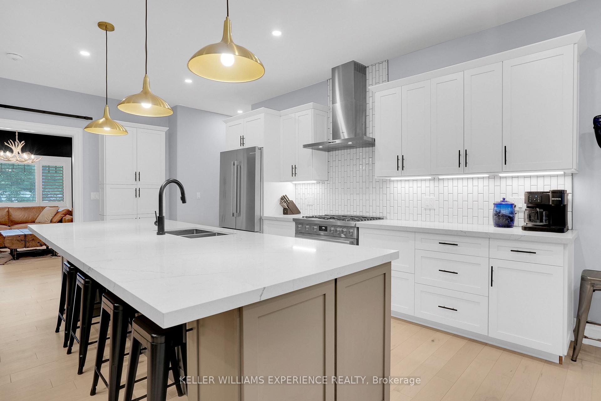 Photo 6 of 41 Heron Boulevard, Springwater, Snow Valley — HOMEH