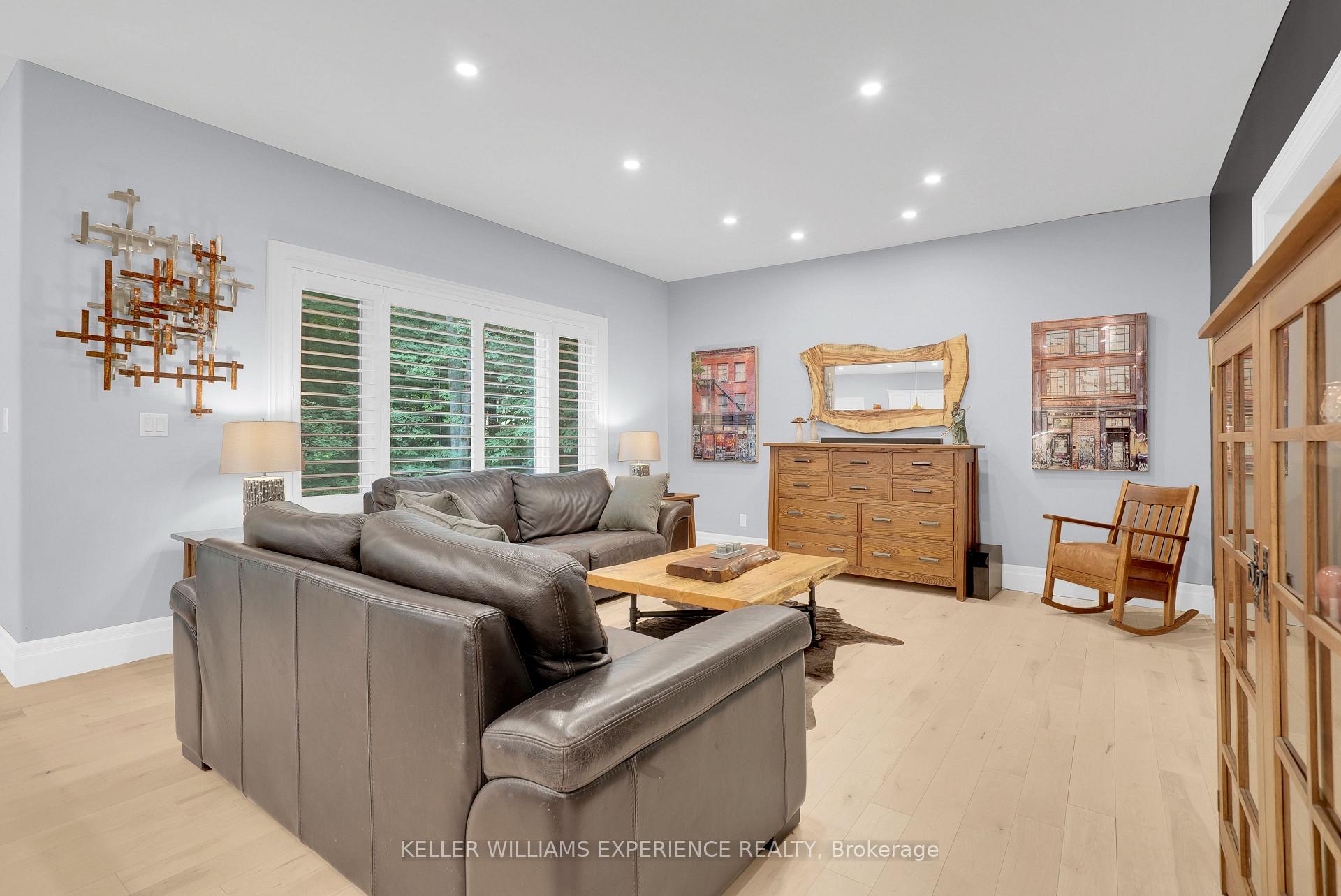 Photo 12 of 41 Heron Boulevard, Springwater, Snow Valley — HOMEH