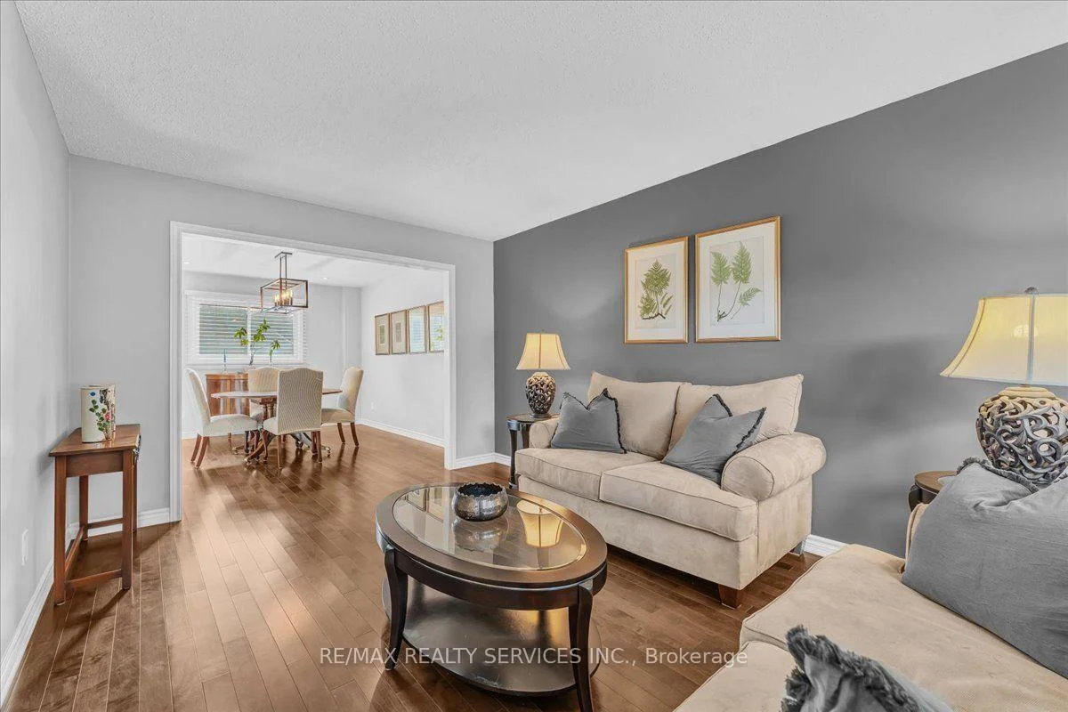 Photo 19 of 18 corkett Drive, Brampton, Northwood Park — HOMEH