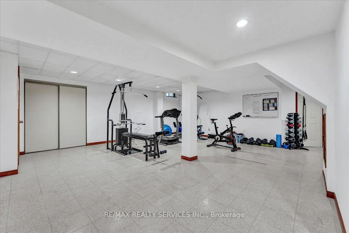 Photo 73 of 18 corkett Drive, Brampton, Northwood Park — HOMEH