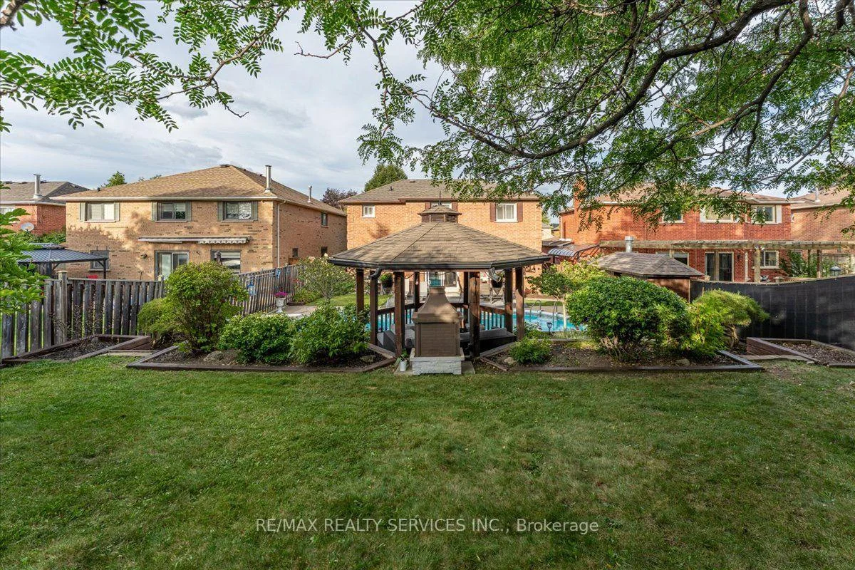 Photo 85 of 18 corkett Drive, Brampton, Northwood Park — HOMEH