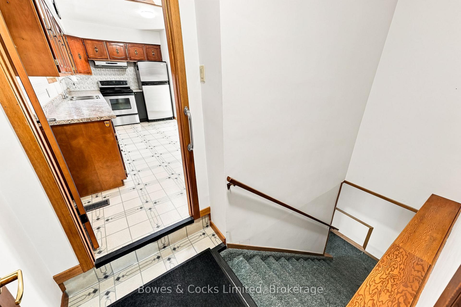 Photo 22 of 687 Lundy's Lane, Peterborough, Otonabee Ward 1 — HOMEH
