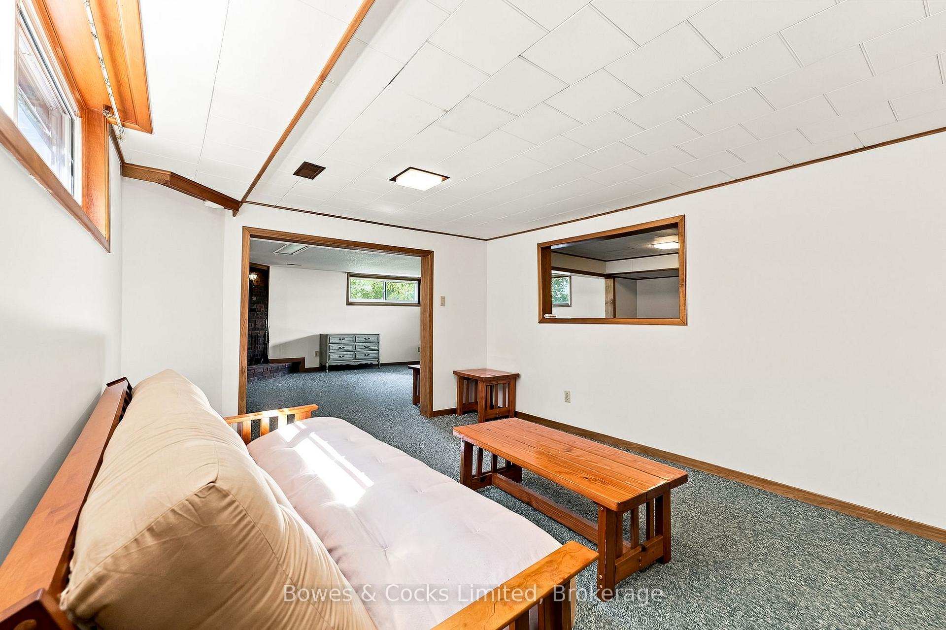 Photo 32 of 687 Lundy's Lane, Peterborough, Otonabee Ward 1 — HOMEH