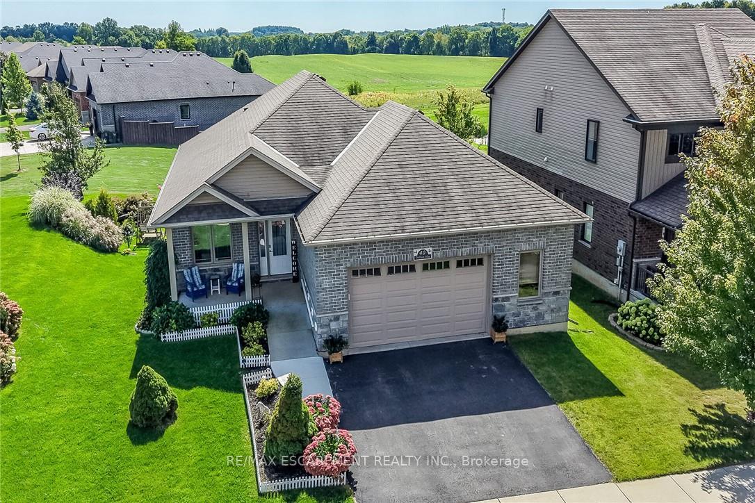 Photo of 40 Trillium Way