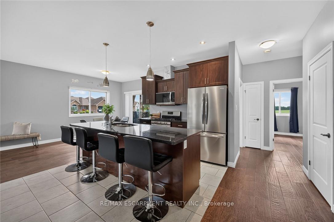 Photo 14 of 40 Trillium Way, Norfolk, Simcoe — HOMEH