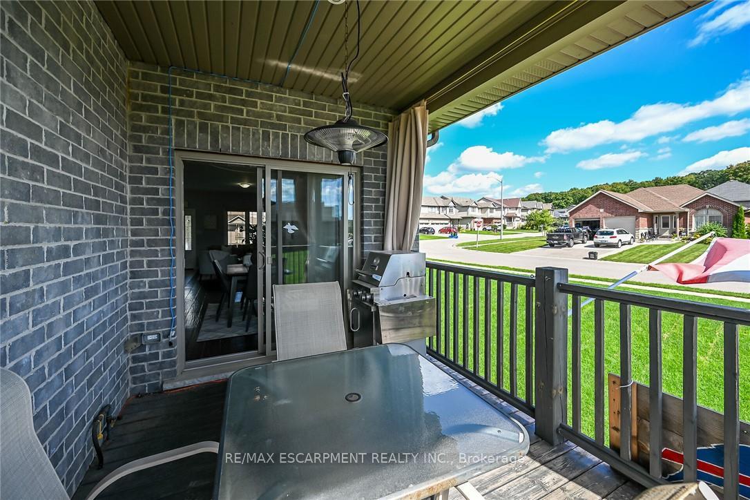 Photo 34 of 40 Trillium Way, Norfolk, Simcoe — HOMEH