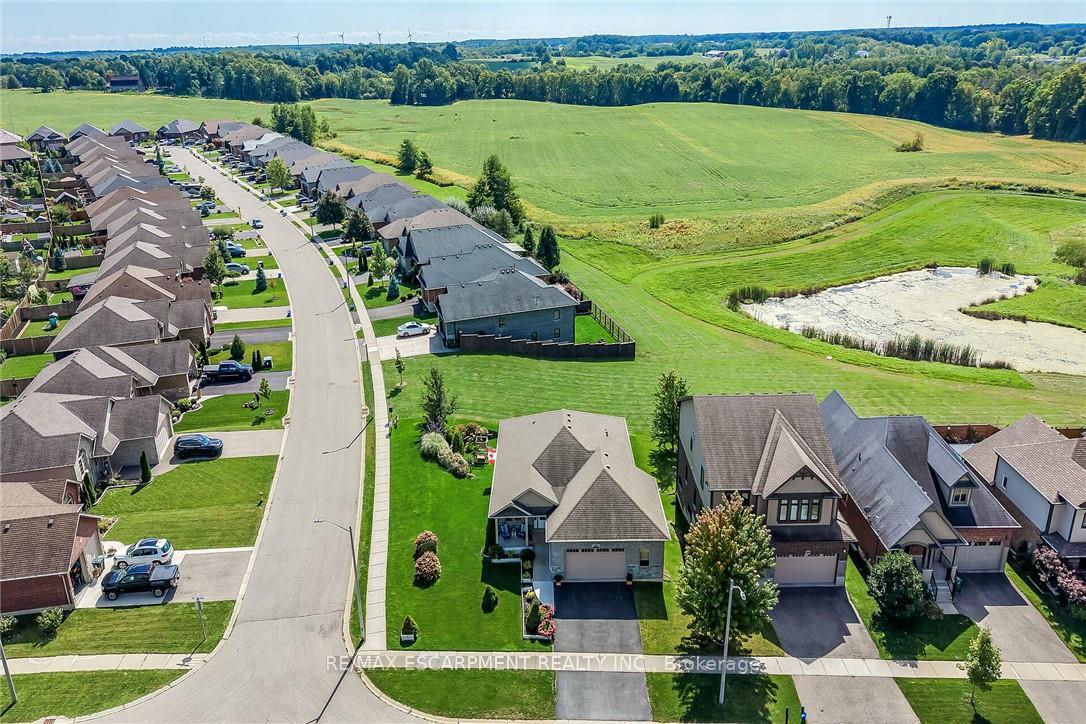 Photo 46 of 40 Trillium Way, Norfolk, Simcoe — HOMEH