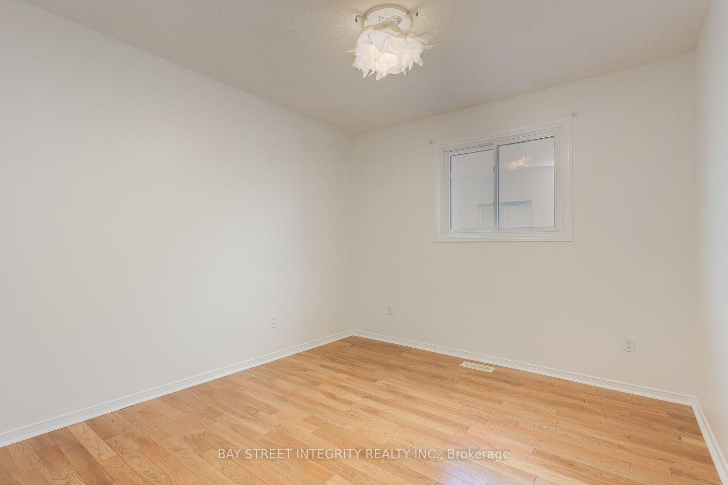 Photo 20 of 106 Beck Drive, Markham, Raymerville — HOMEH