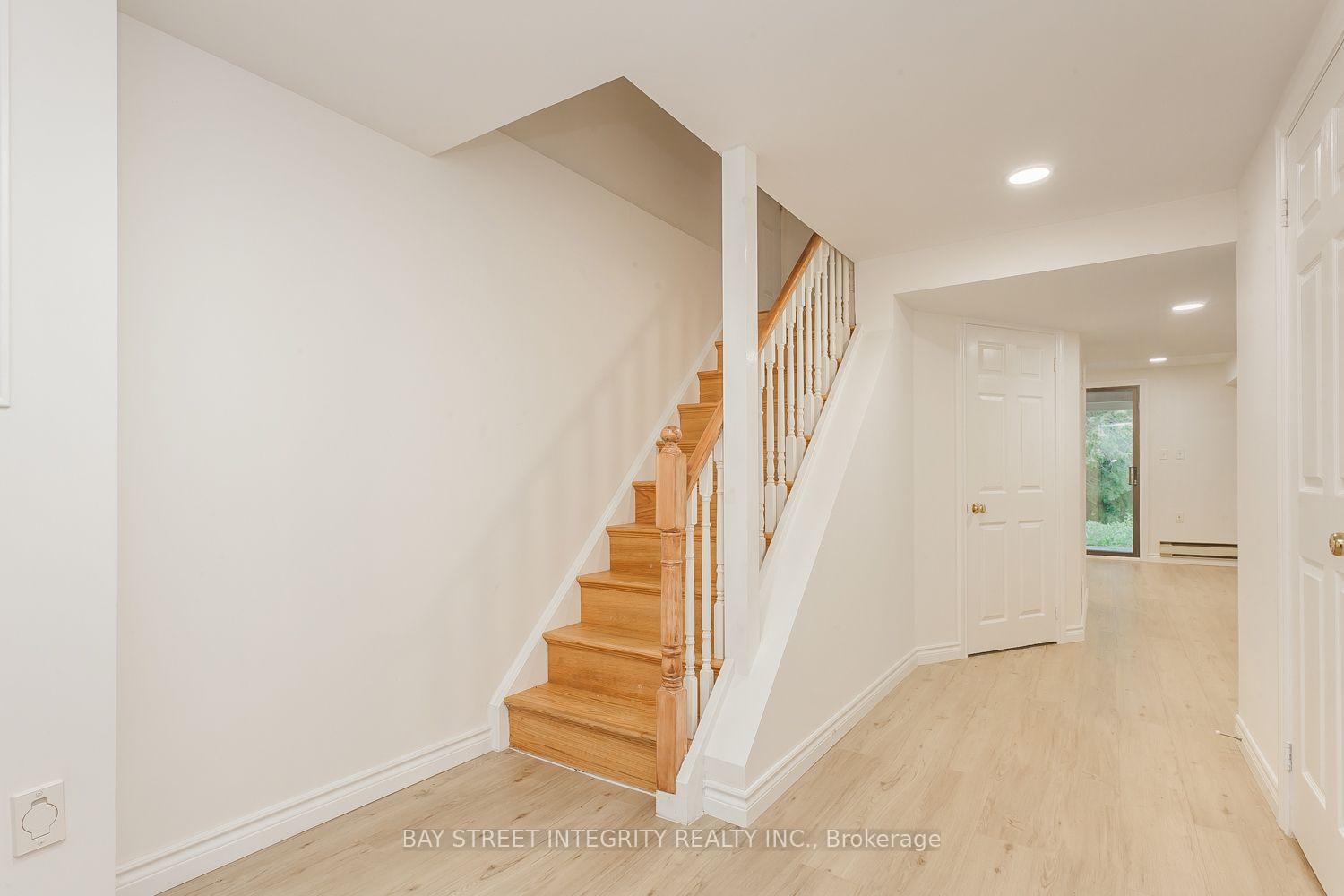 Photo 25 of 106 Beck Drive, Markham, Raymerville — HOMEH