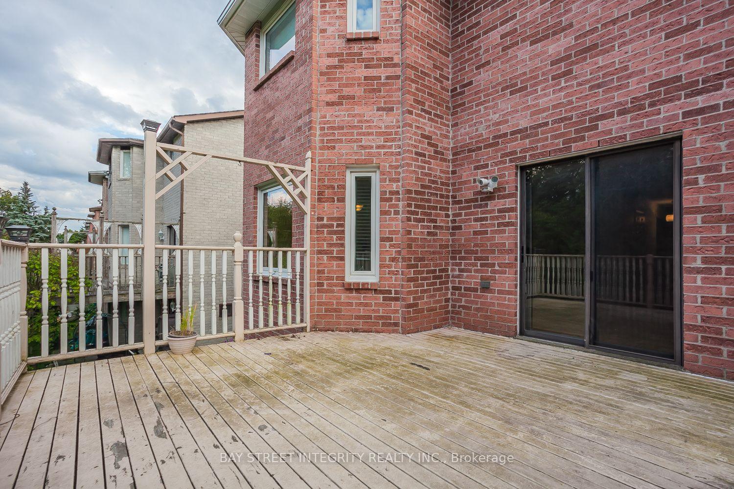 Photo 31 of 106 Beck Drive, Markham, Raymerville — HOMEH