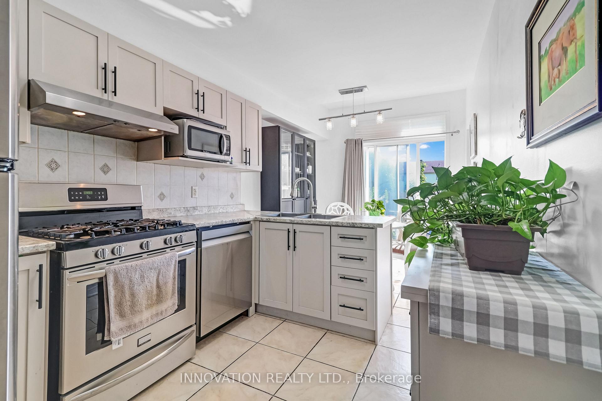 Photo 7 of 165 Lilibet Crescent, Ottawa, Ellwood — HOMEH