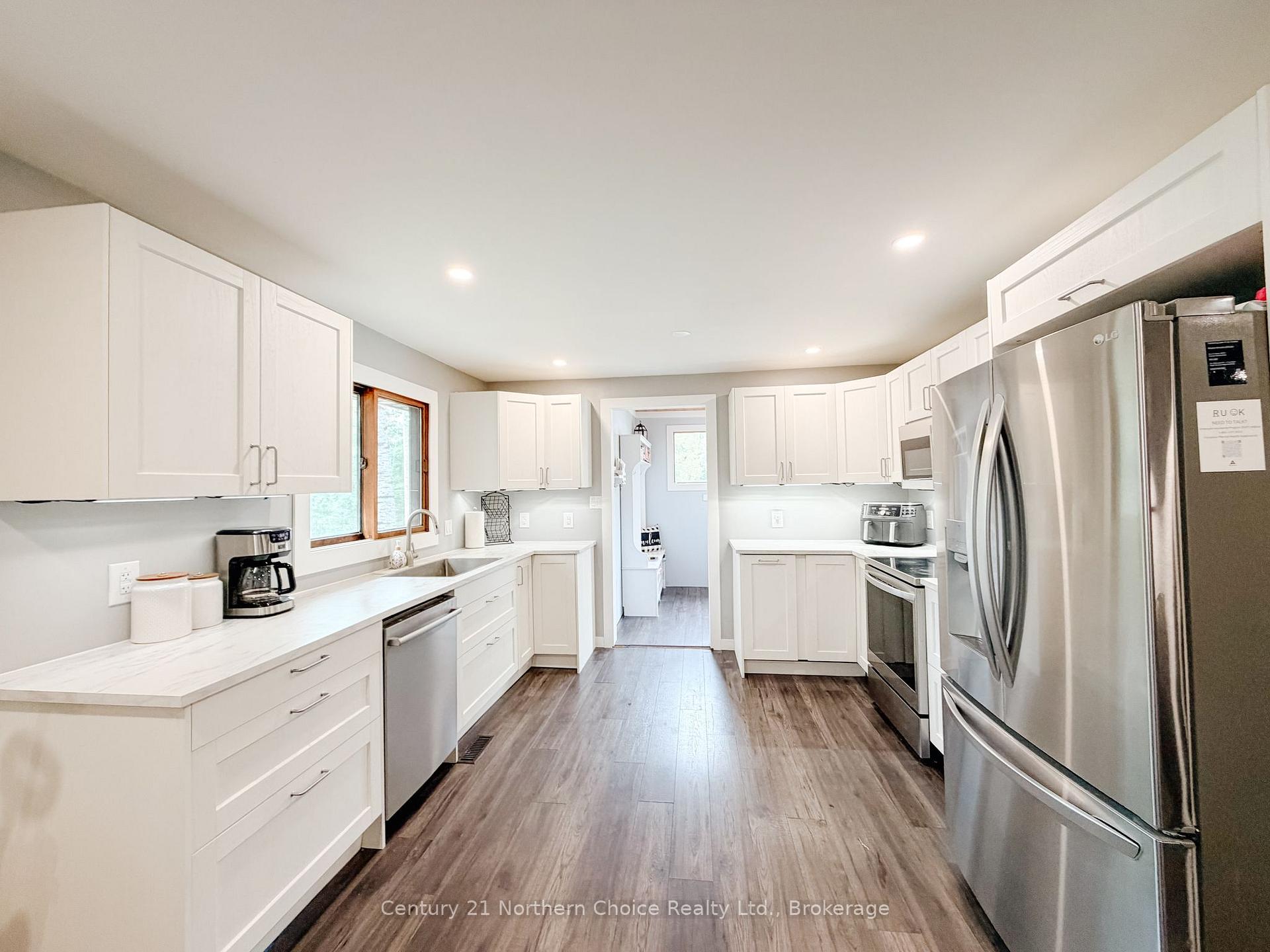 Photo 4 of 567 Anderson Road, Kenora, Redditt Road West — HOMEH