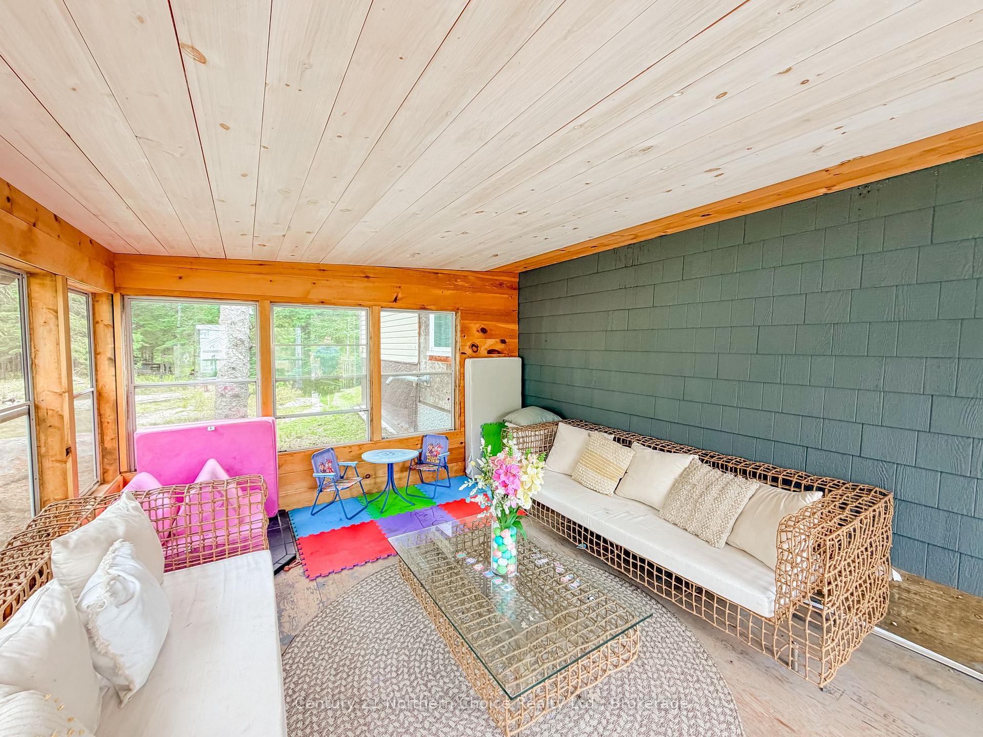 Photo 10 of 567 Anderson Road, Kenora, Redditt Road West — HOMEH