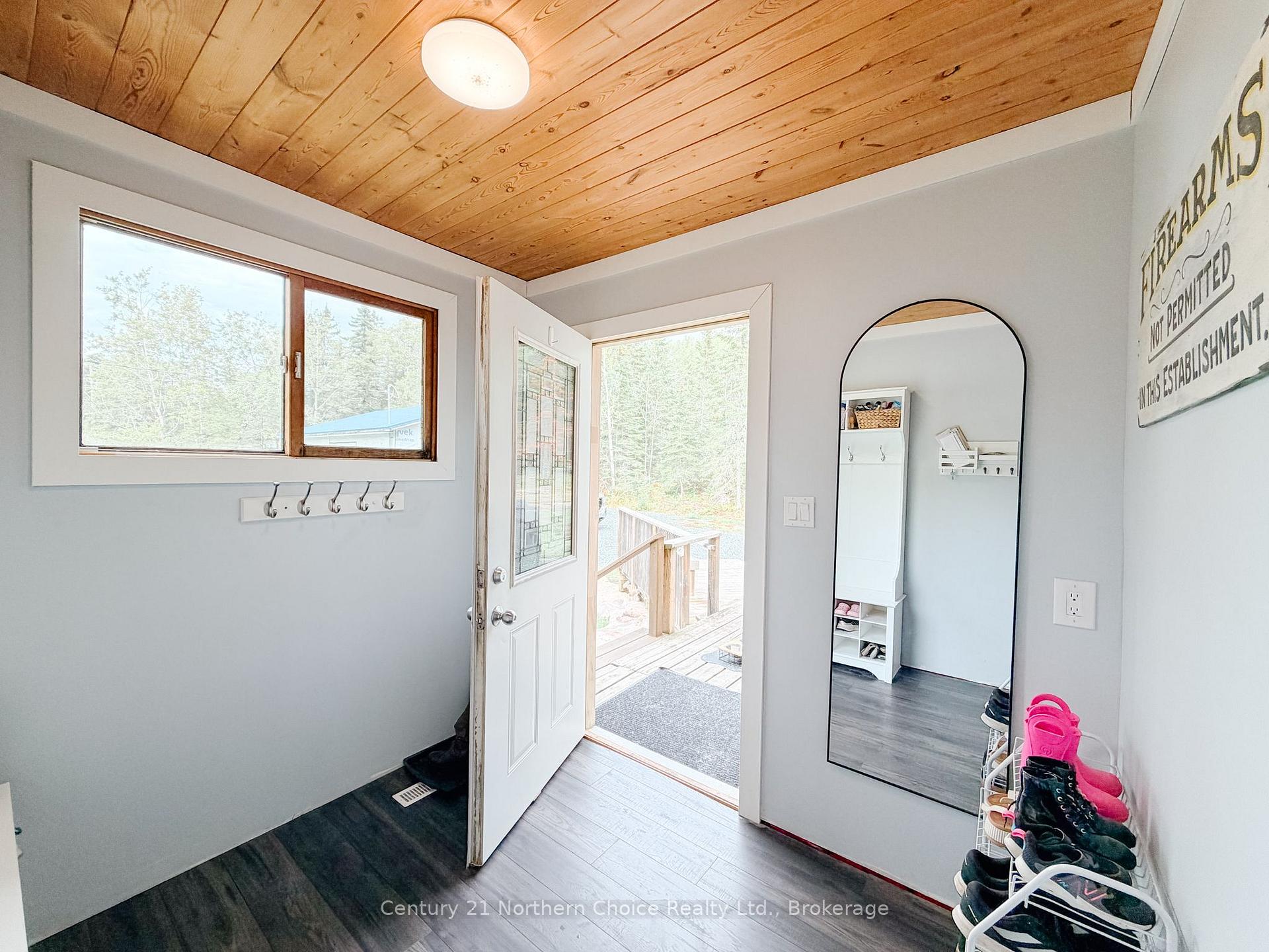 Photo 11 of 567 Anderson Road, Kenora, Redditt Road West — HOMEH