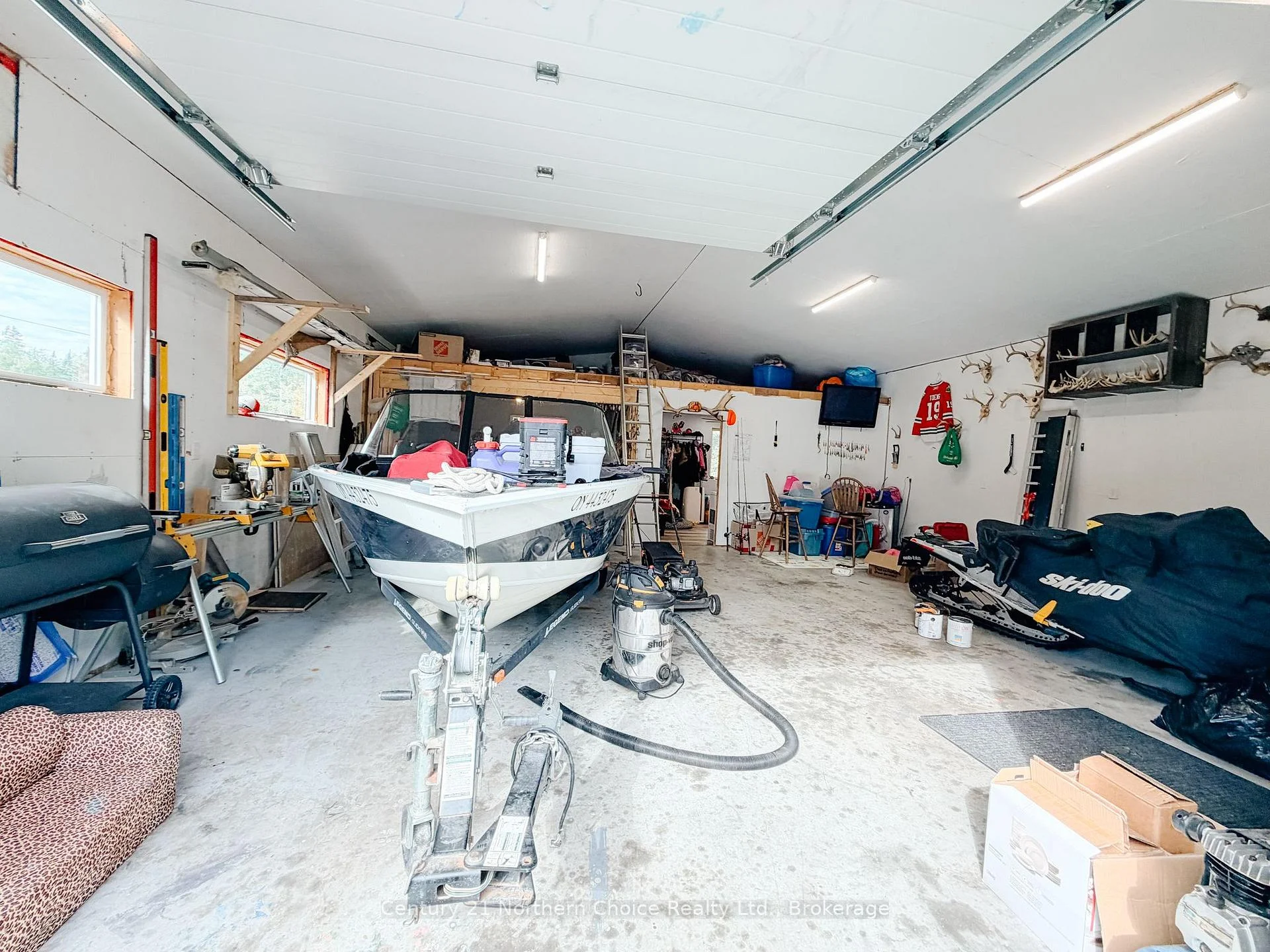 Photo 33 of 567 Anderson Road, Kenora, Redditt Road West — HOMEH