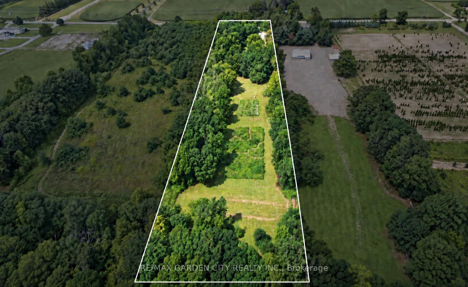 Photo 3 of 130 5th Con Road E, Hamilton, Rural Flamborough — HOMEH