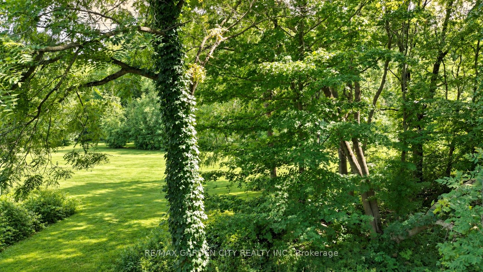 Photo 12 of 130 5th Con Road E, Hamilton, Rural Flamborough — HOMEH