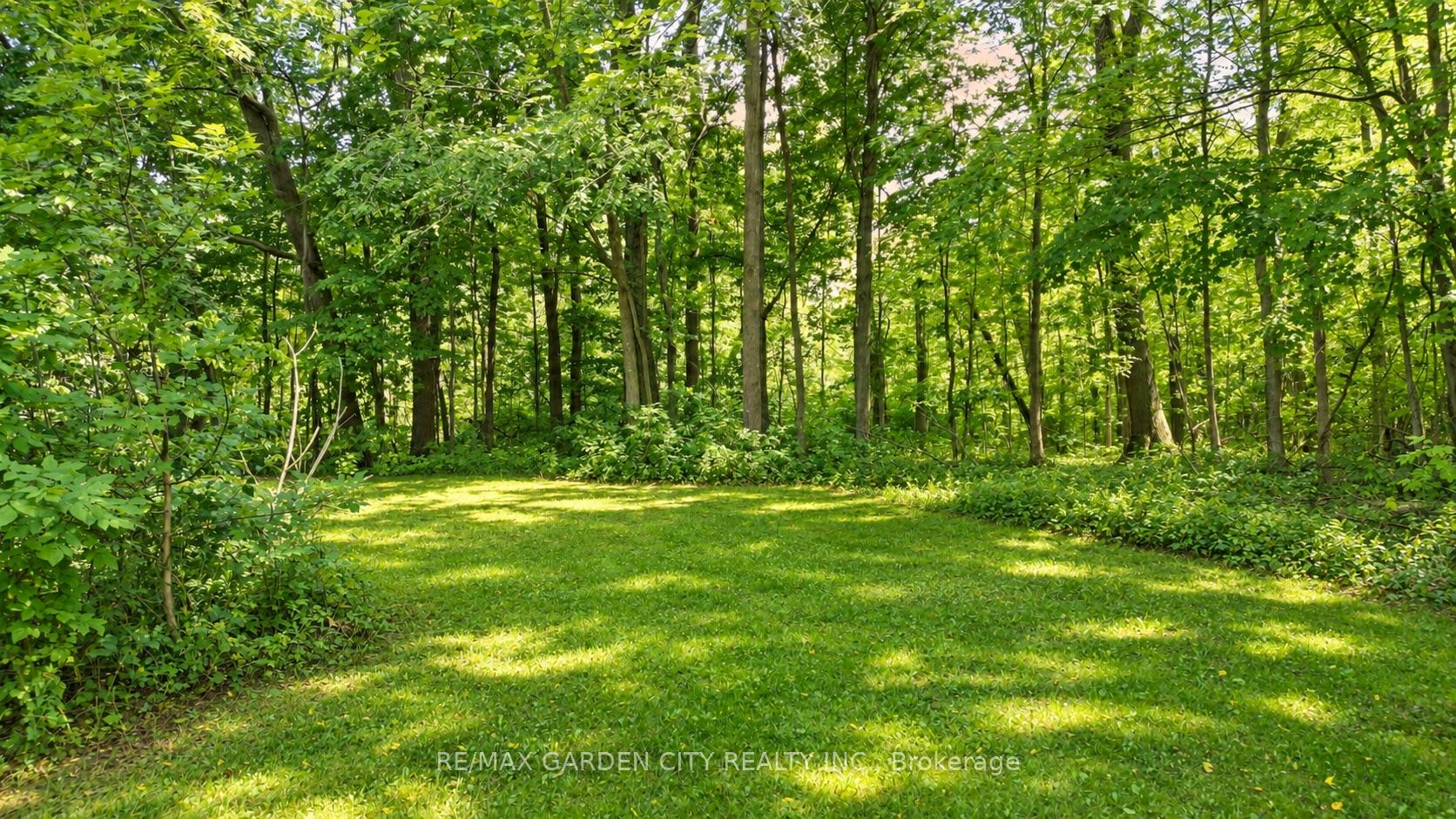 Photo 15 of 130 5th Con Road E, Hamilton, Rural Flamborough — HOMEH