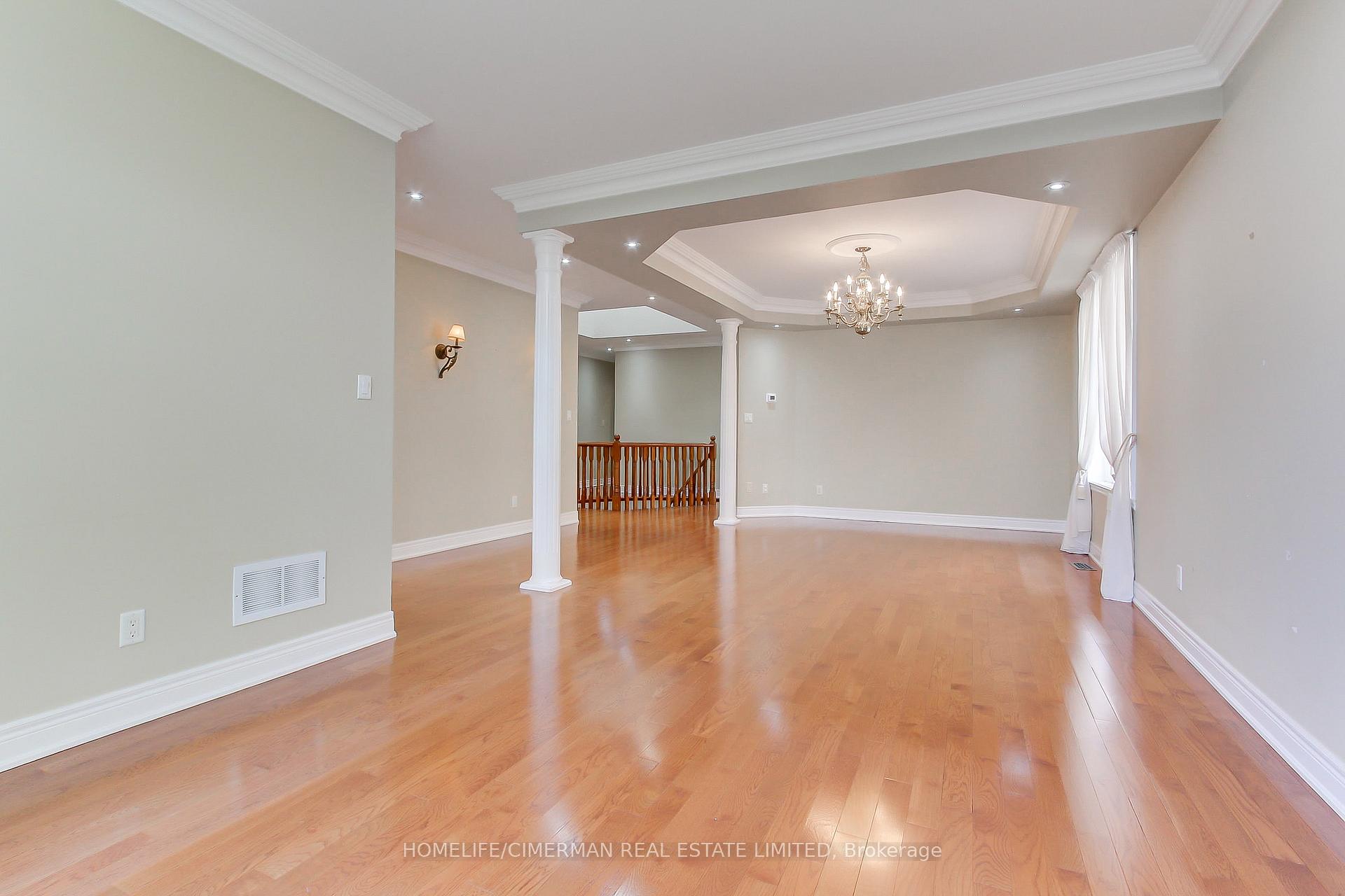 Photo 8 of 61 Pemberton Road, Richmond Hill, North Richvale — HOMEH