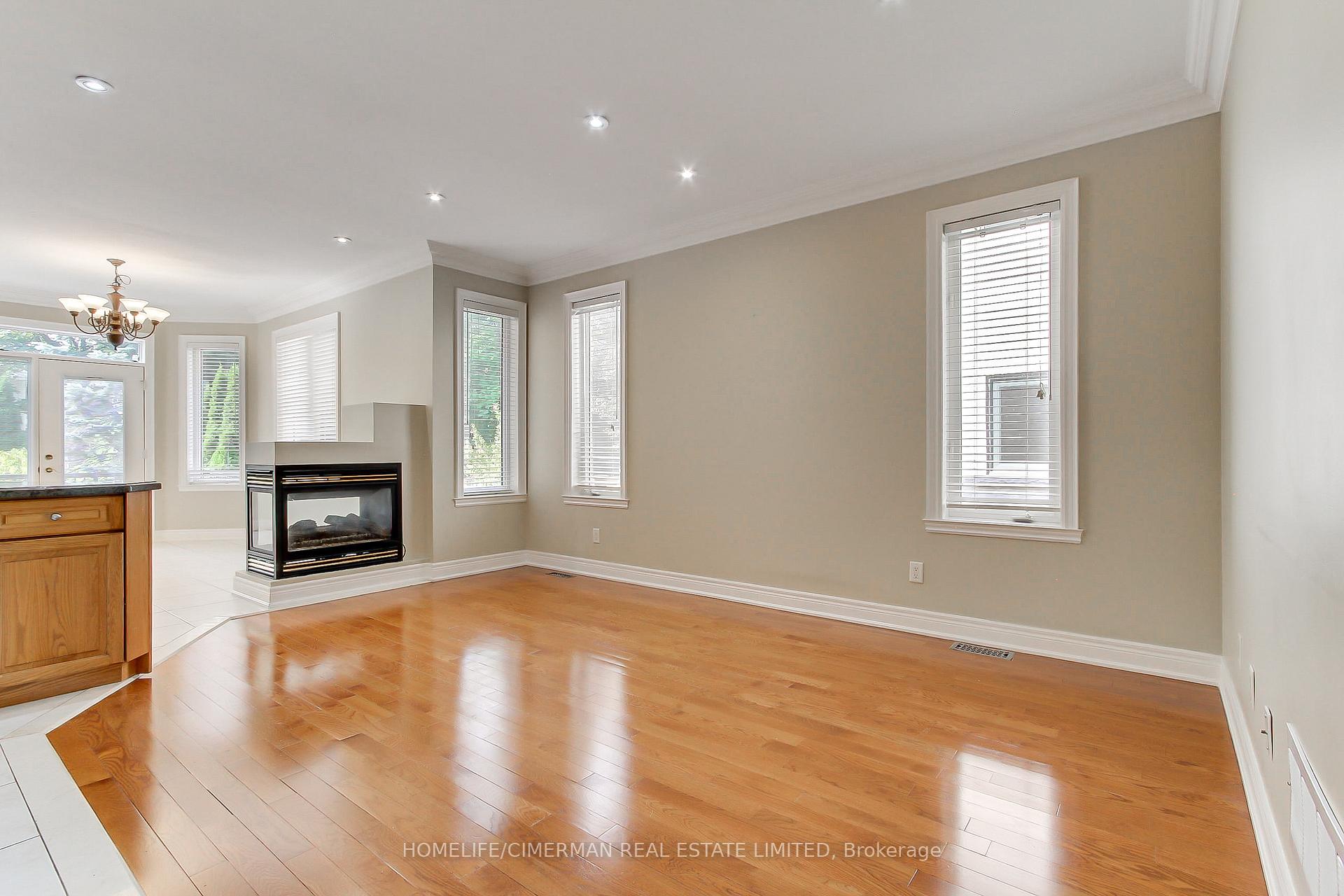 Photo 12 of 61 Pemberton Road, Richmond Hill, North Richvale — HOMEH