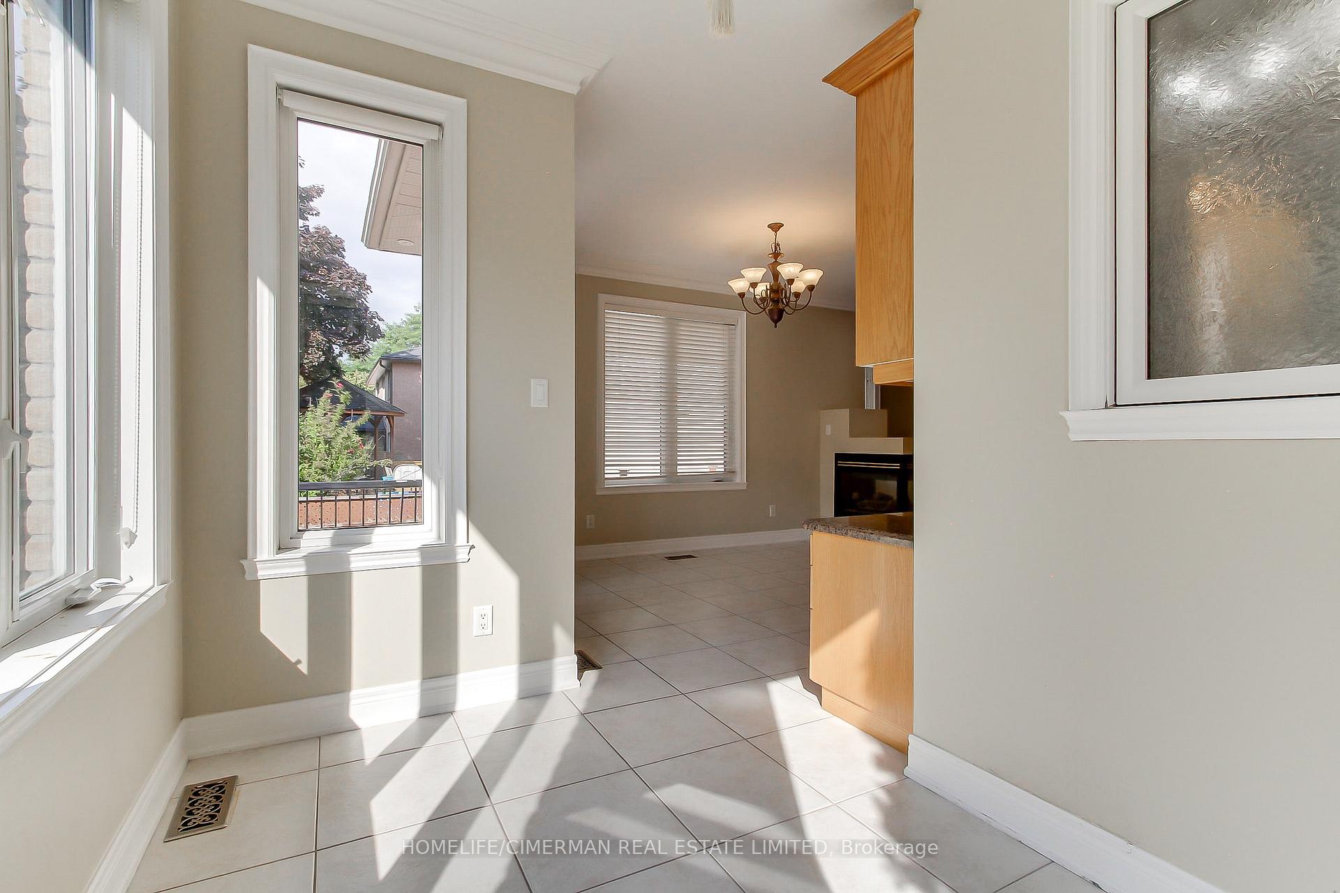 Photo 21 of 61 Pemberton Road, Richmond Hill, North Richvale — HOMEH