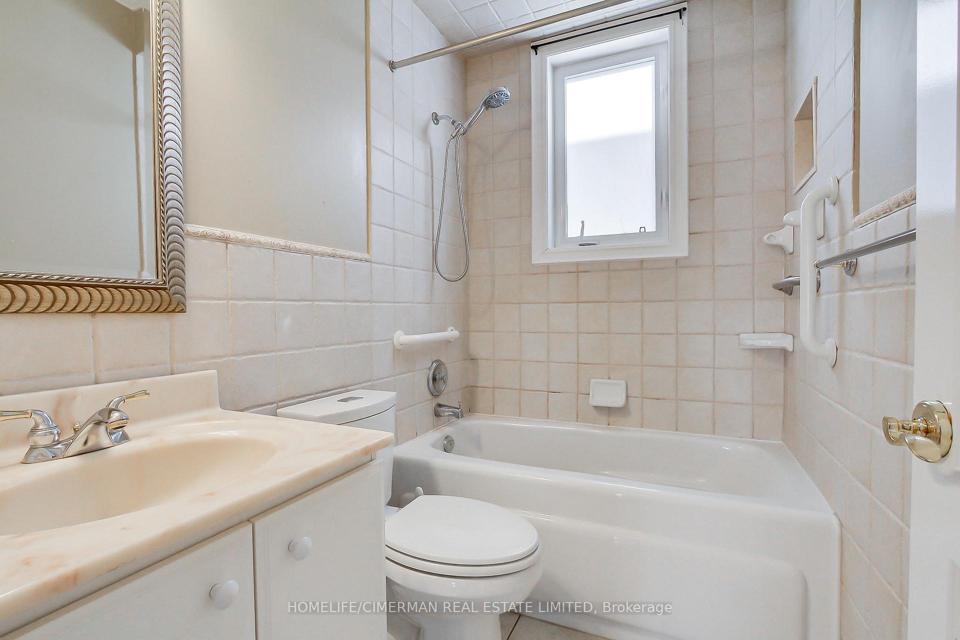 Photo 25 of 61 Pemberton Road, Richmond Hill, North Richvale — HOMEH