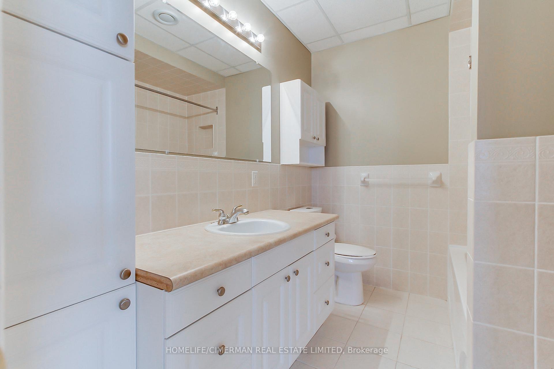 Photo 39 of 61 Pemberton Road, Richmond Hill, North Richvale — HOMEH