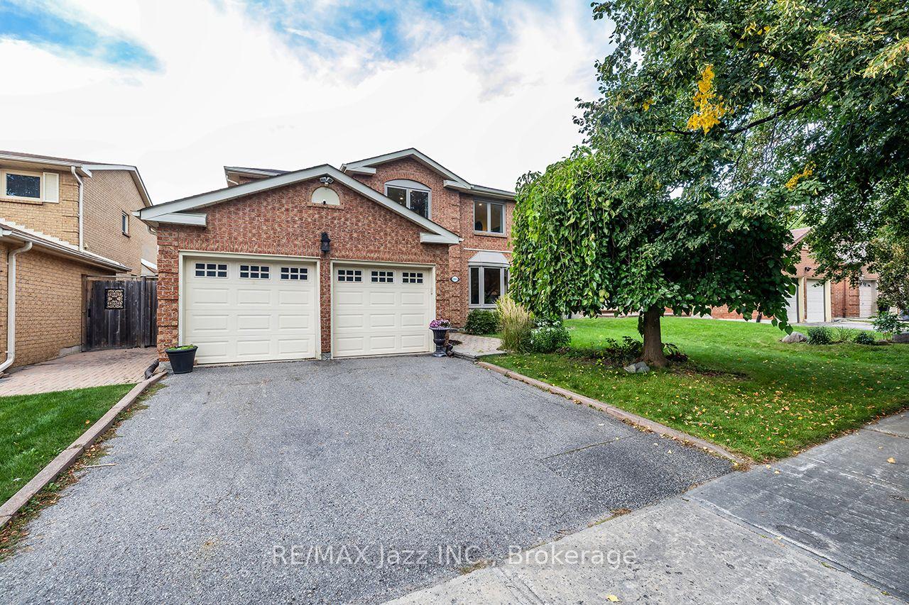 Photo 1 of 106 Tilman Circle, Markham, Markham Village — HOMEH