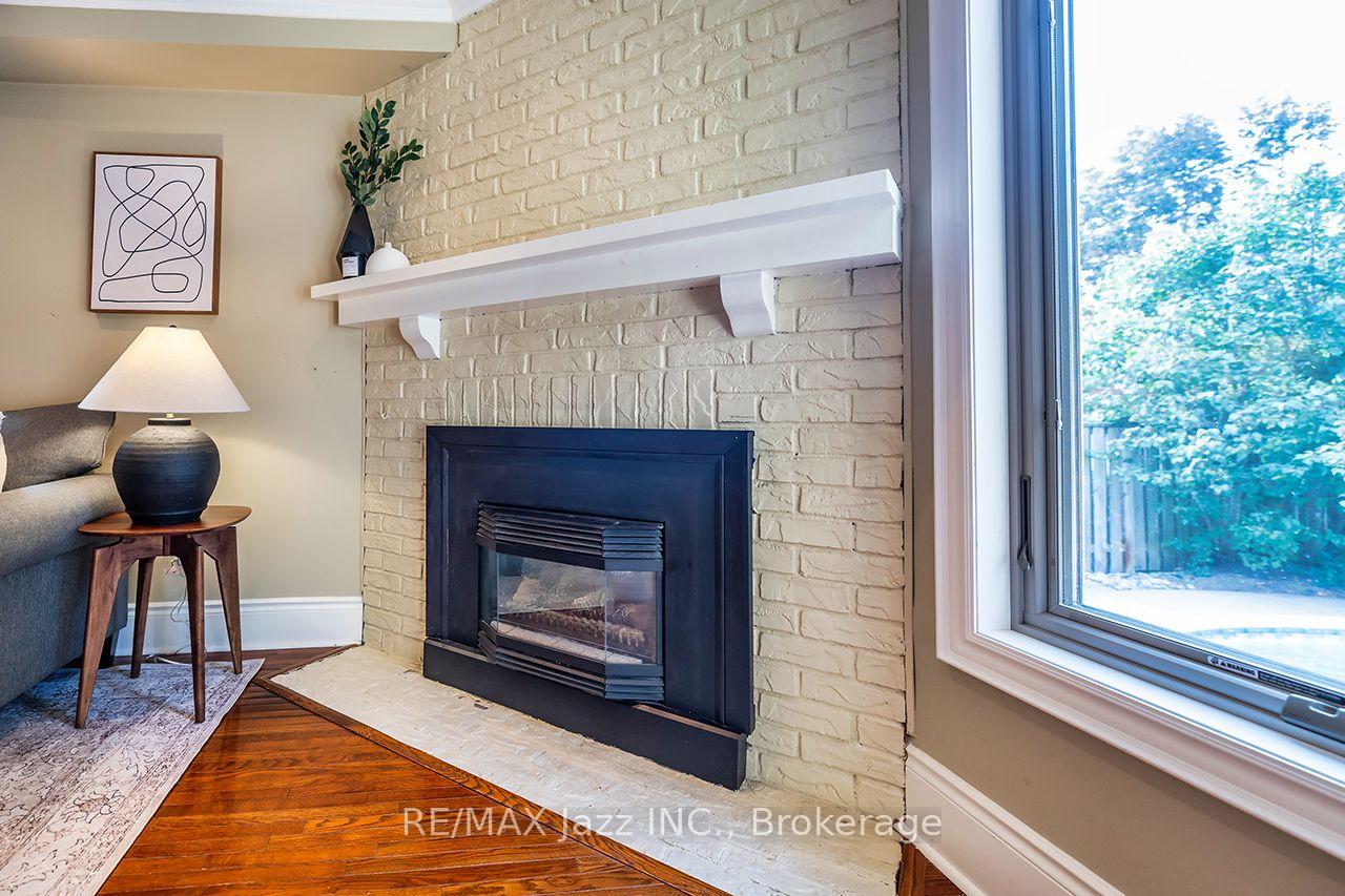 Photo 25 of 106 Tilman Circle, Markham, Markham Village — HOMEH