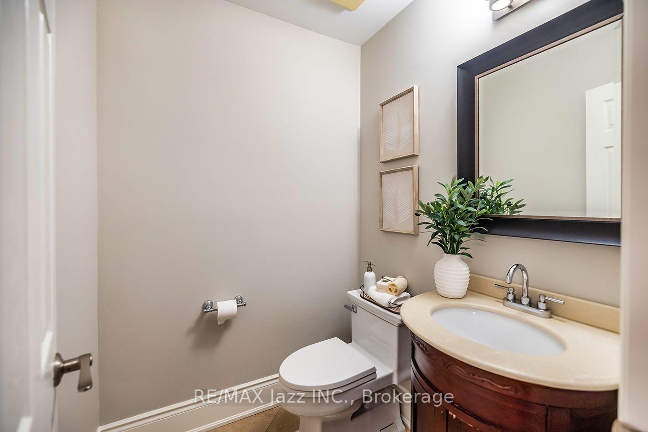 Photo 27 of 106 Tilman Circle, Markham, Markham Village — HOMEH