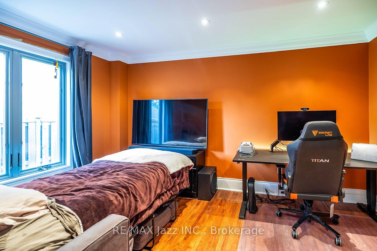 Photo 28 of 106 Tilman Circle, Markham, Markham Village — HOMEH