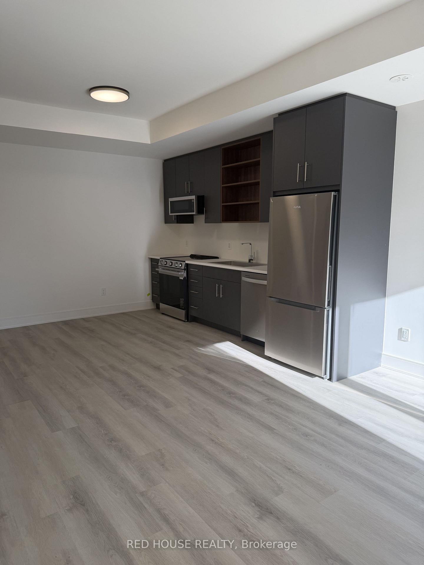 Photo 3 of 214 Ellis Avenue, St. Catharines, Oakdale — HOMEH