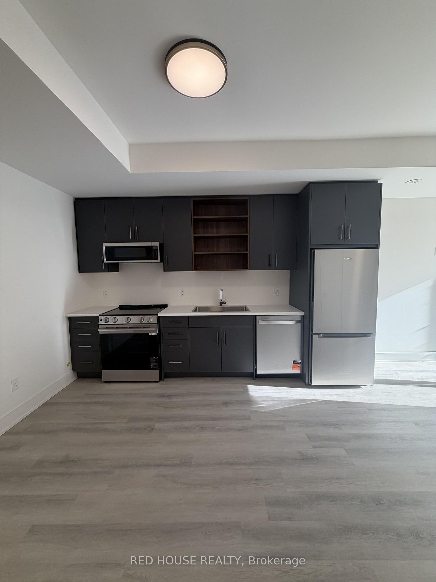 Photo 4 of 214 Ellis Avenue, St. Catharines, Oakdale — HOMEH