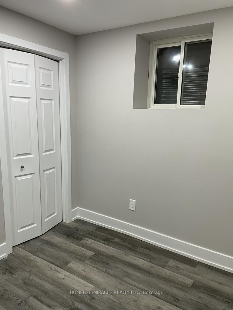 Photo 10 of 25 Wasaga Road, Brampton, Credit Valley — HOMEH