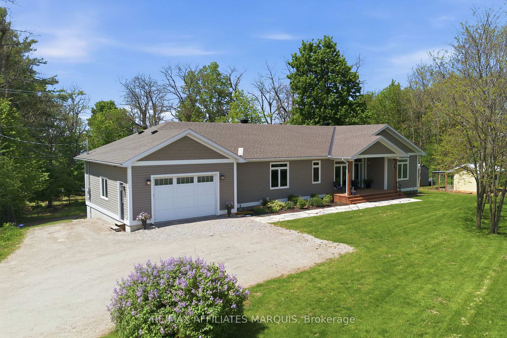 Photo 2 of 12 R9 Road, Rideau Lakes, Rideau Lakes (South Elmsley) Twp — HOMEH