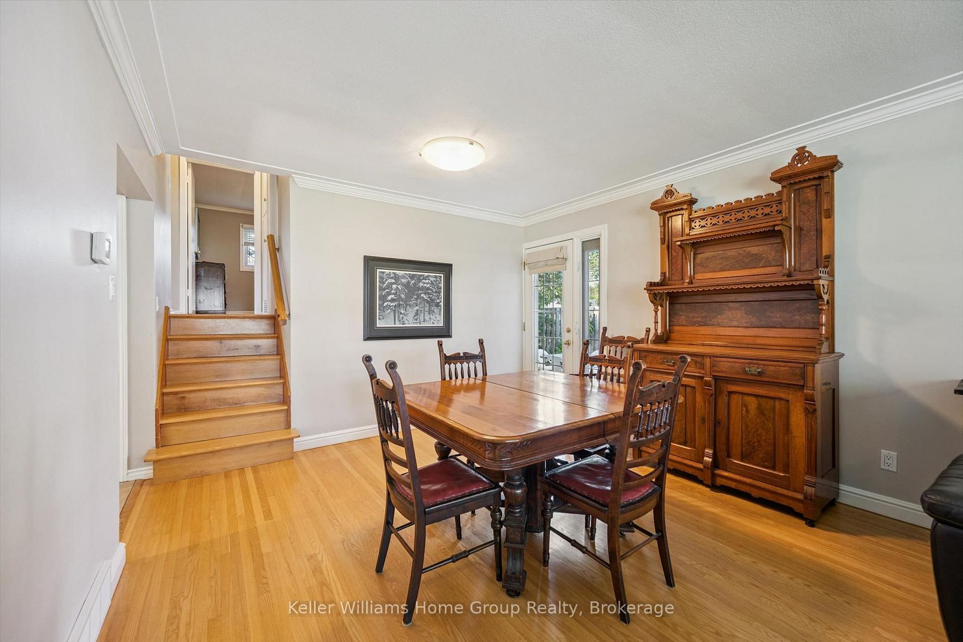 Photo 8 of 35 Crosby Drive, Kitchener, Stanley Park — HOMEH